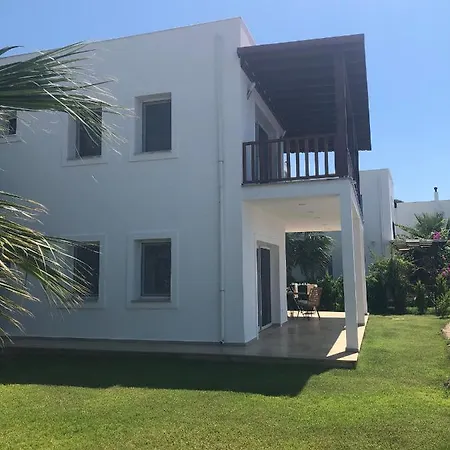 Villa Jasmine Villa *